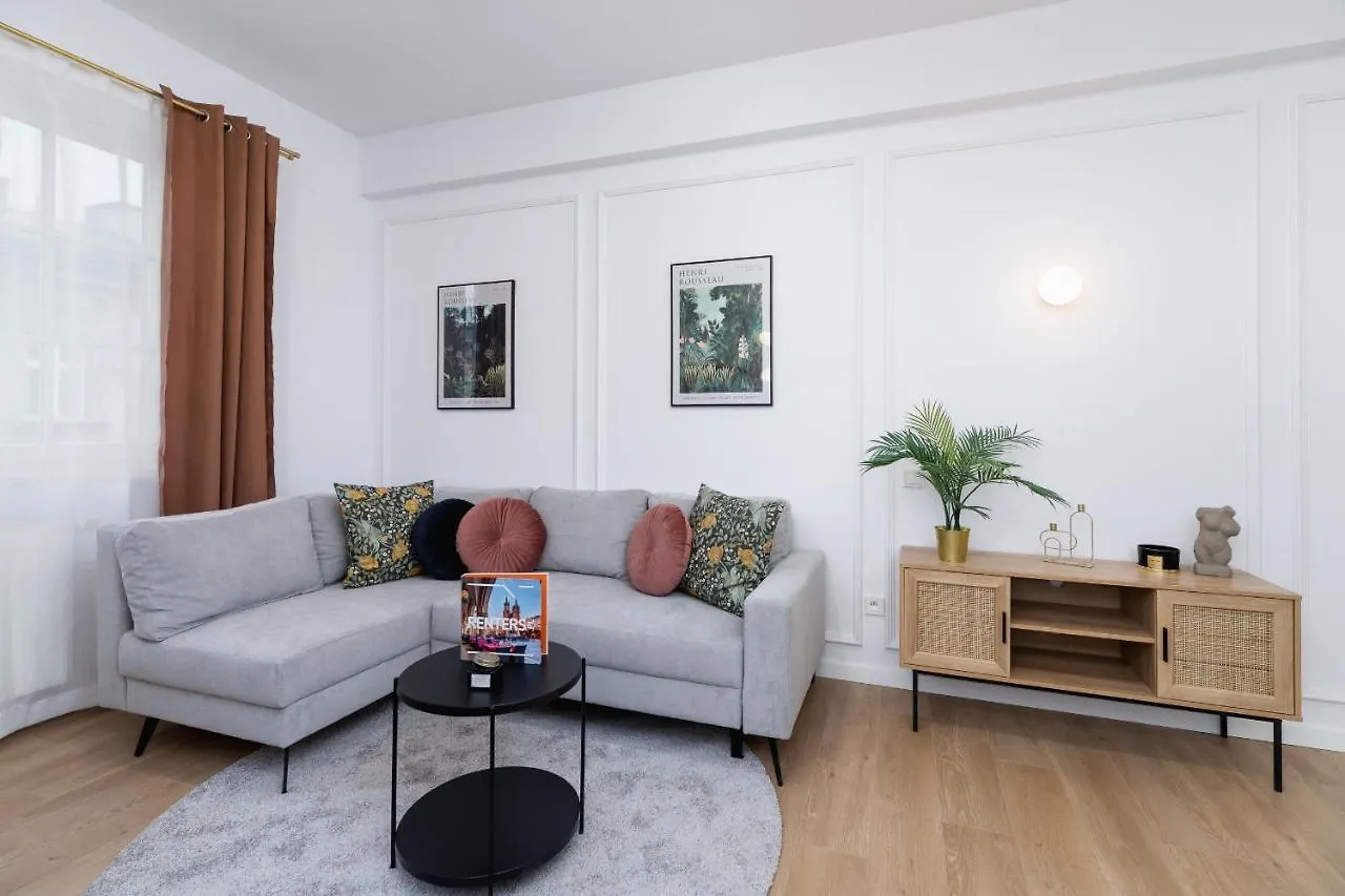 Old Town Dluga 48 Family Apartment By Noclegi Renters Krakow