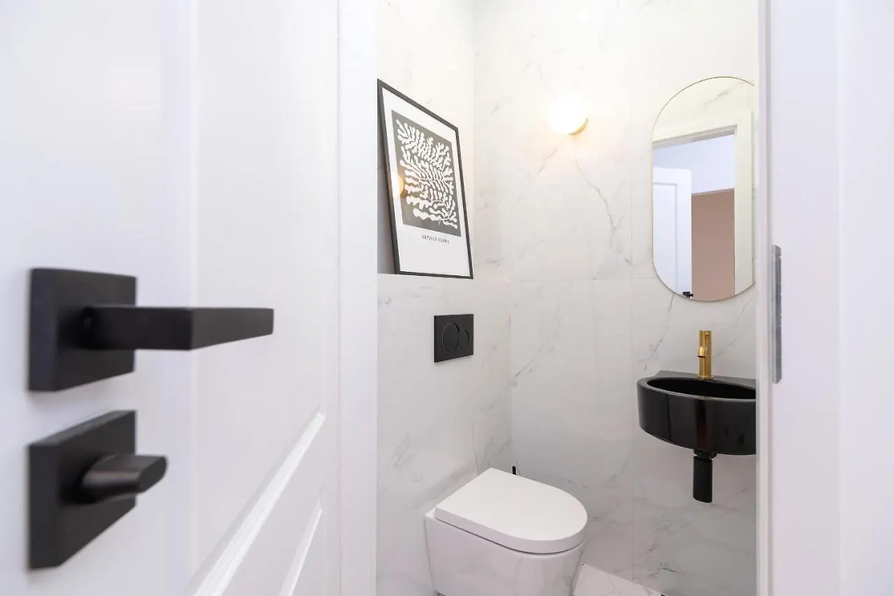 Old Town Dluga 48 Family Apartment By Noclegi Renters Krakow